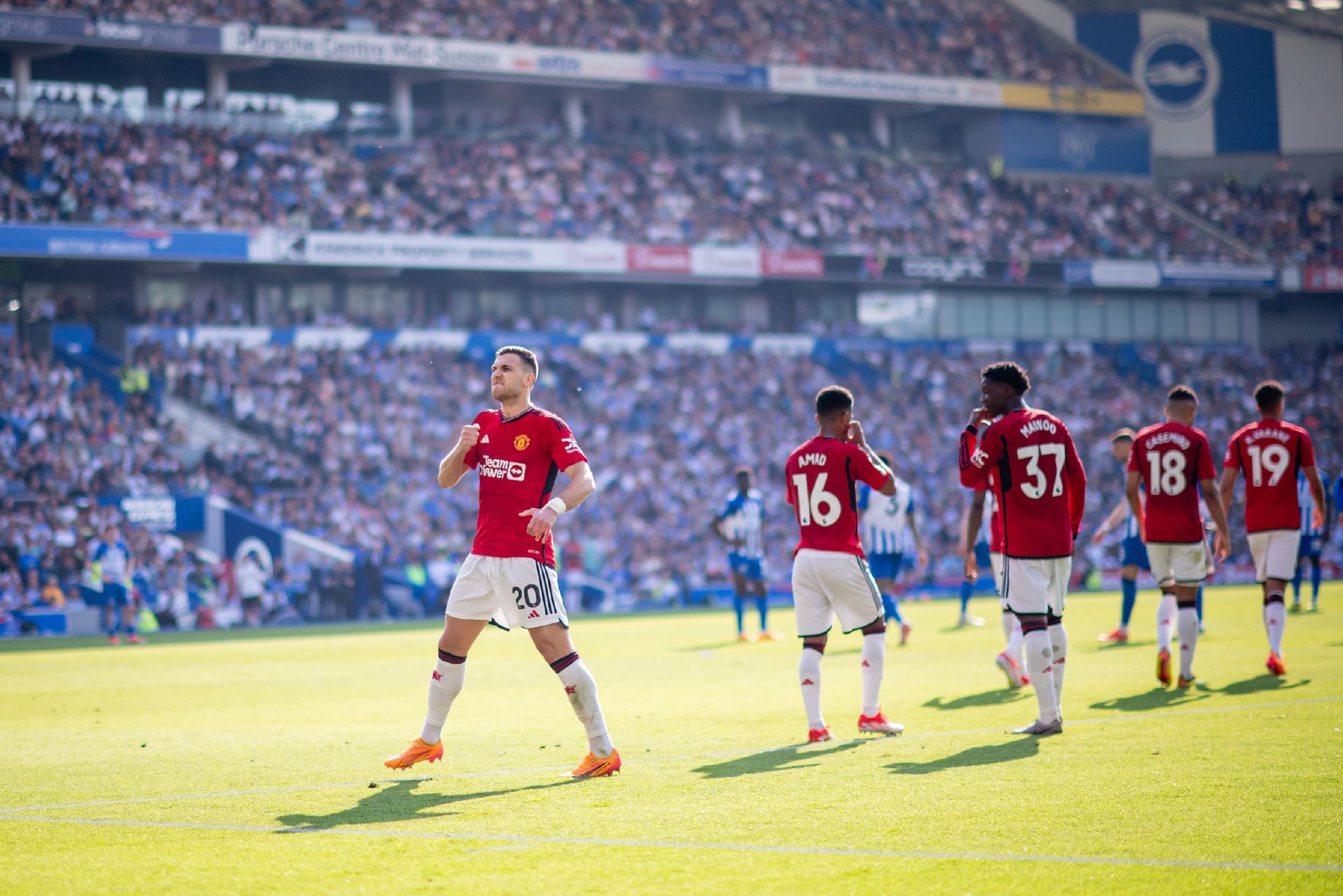 队提供更多 队提供更多